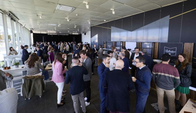 Más de 50 CEOs se reúnen en el evento Transforma23 para conocer el impacto de la Inteligencia Artificial en sus empresas