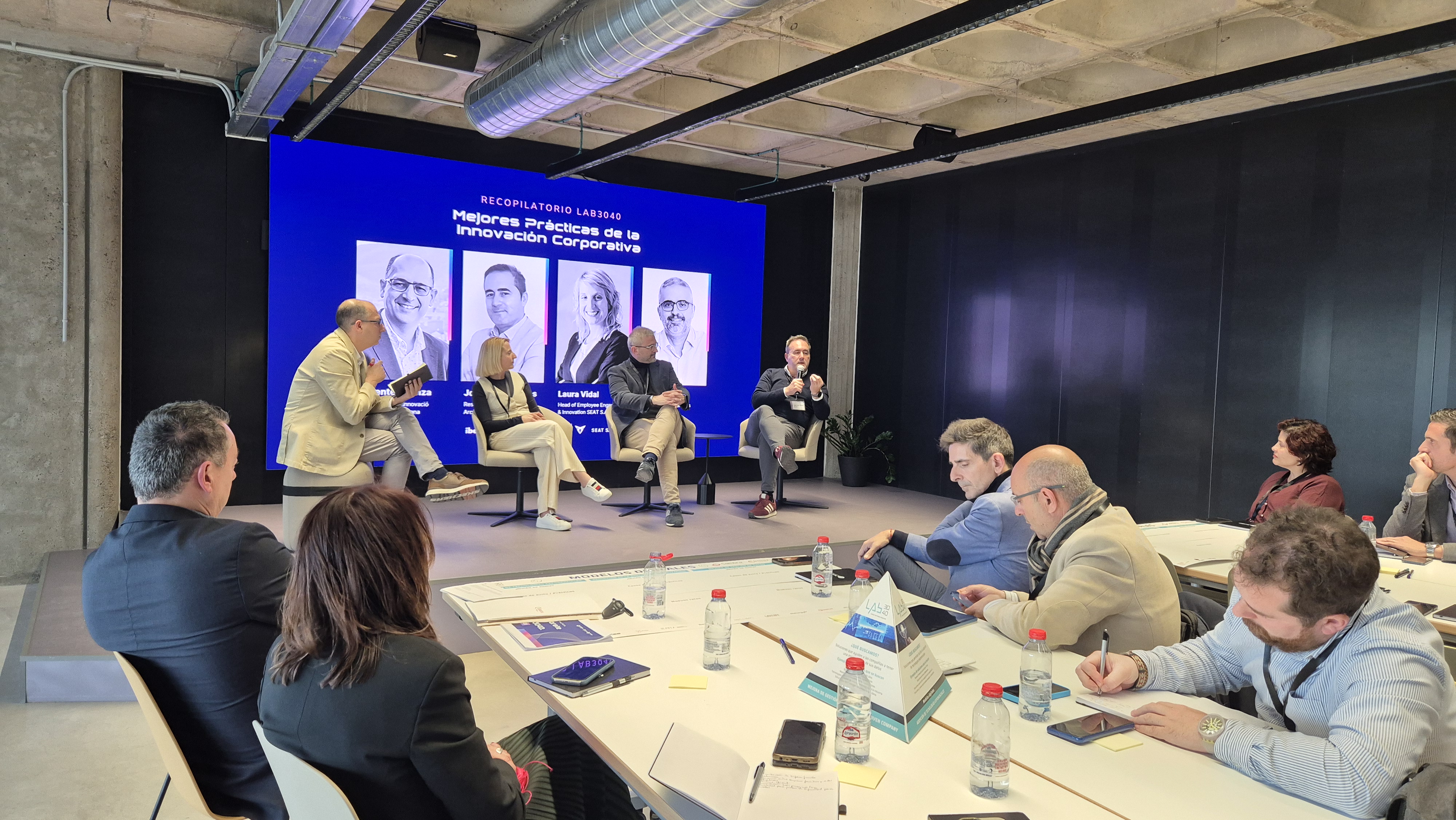 mesa redonda Corporate Day